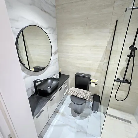 Mediterranean Sunrise Protaras Vila *